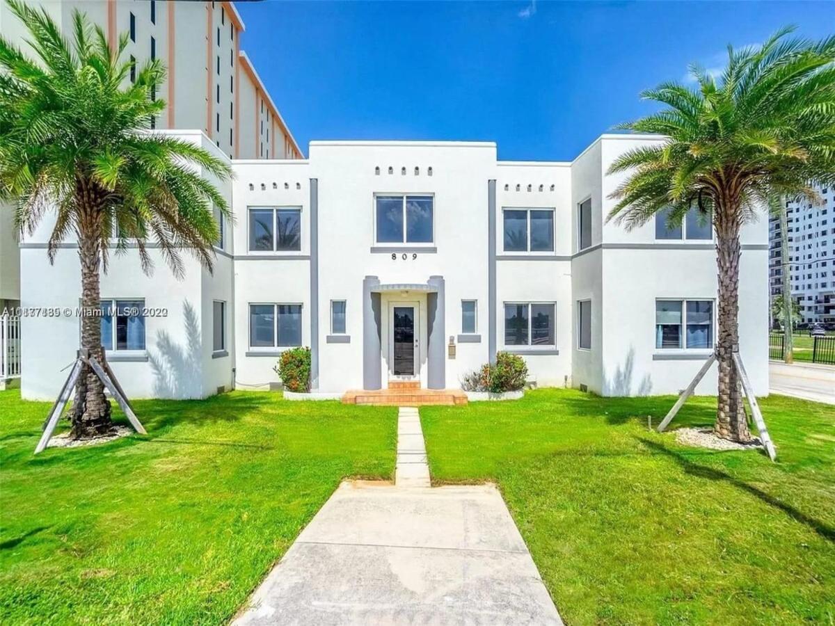 Free Parking - Bay View - Pool - Step To Hollywood